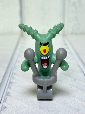 Imaginext SpongeBob SquarePants Plankton Figurine On Wheels Toy 1.5” Collectible